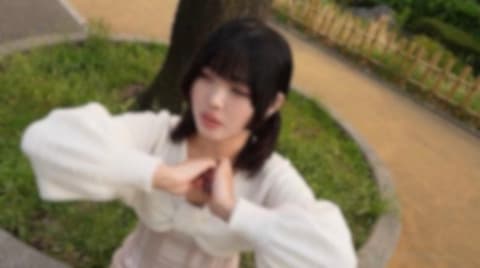 【初拍】【2次射精】像阳光般温暖的19岁少女。厚实且性感的嘴唇让人无法保持理智，进行口内射精。阴道湿润得让肉棒沉溺其中，无比淫荡。准备好怀孕的认真中出。 FC2-PPV-4698278